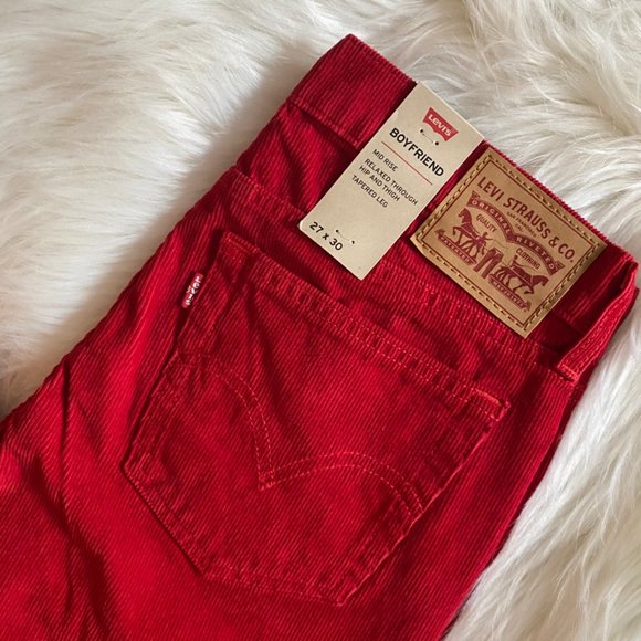 NEW Levi's Red Corduroy Boyfriend Jeans Size 27 - Picture 2 of 6
